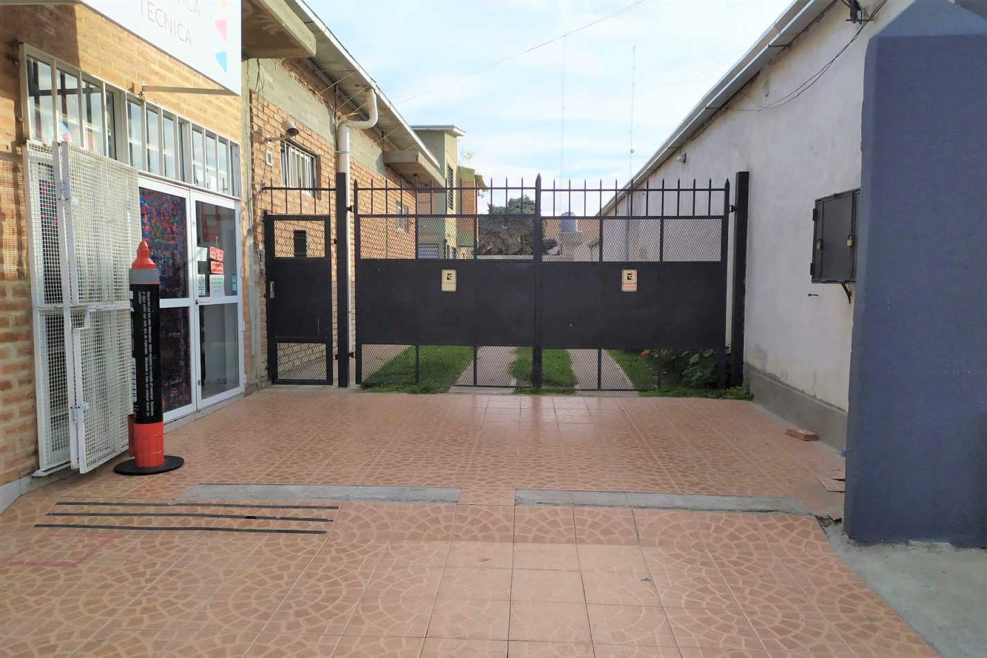 DUPLEX EN VENTA - JUAN B. JUSTO 100 - ALLEN - RIO NEGRO