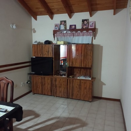 CASA EN VENTA - BARRIO 100 VIVIENDAS - ALLEN