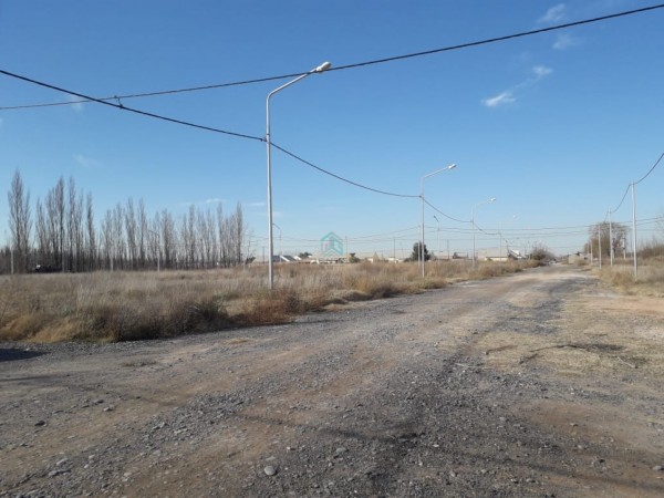 TERRENO EN VENTA -  Bo LOS JUANES - ALLEN - RIO NEGRO