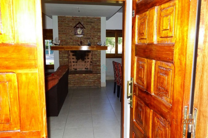 CASA EN VENTA - Bº CENTRO - ALLEN - RIO NEGRO