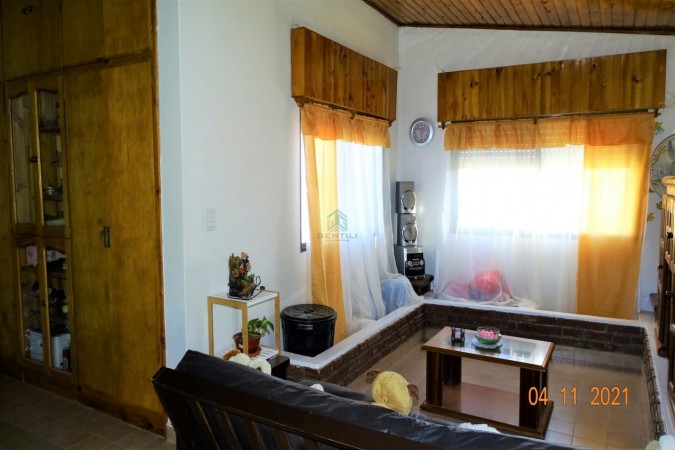 CASA EN VENTA - Bº CENTRO - ALLEN - RIO NEGRO