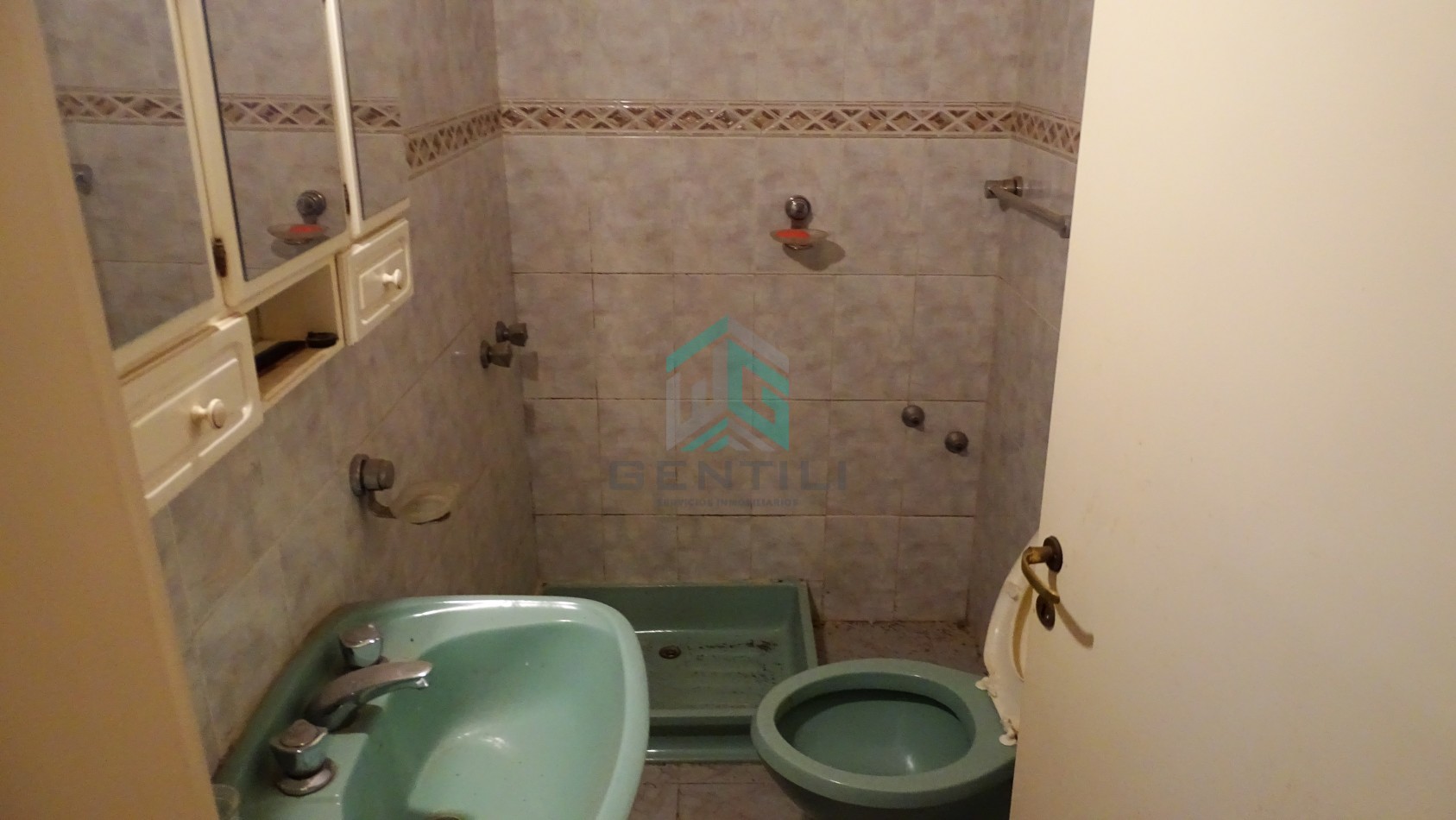 CASA EN VENTA - CALLE URQUIZA N°519 - CIPOLLETTI - RIO NEGRO