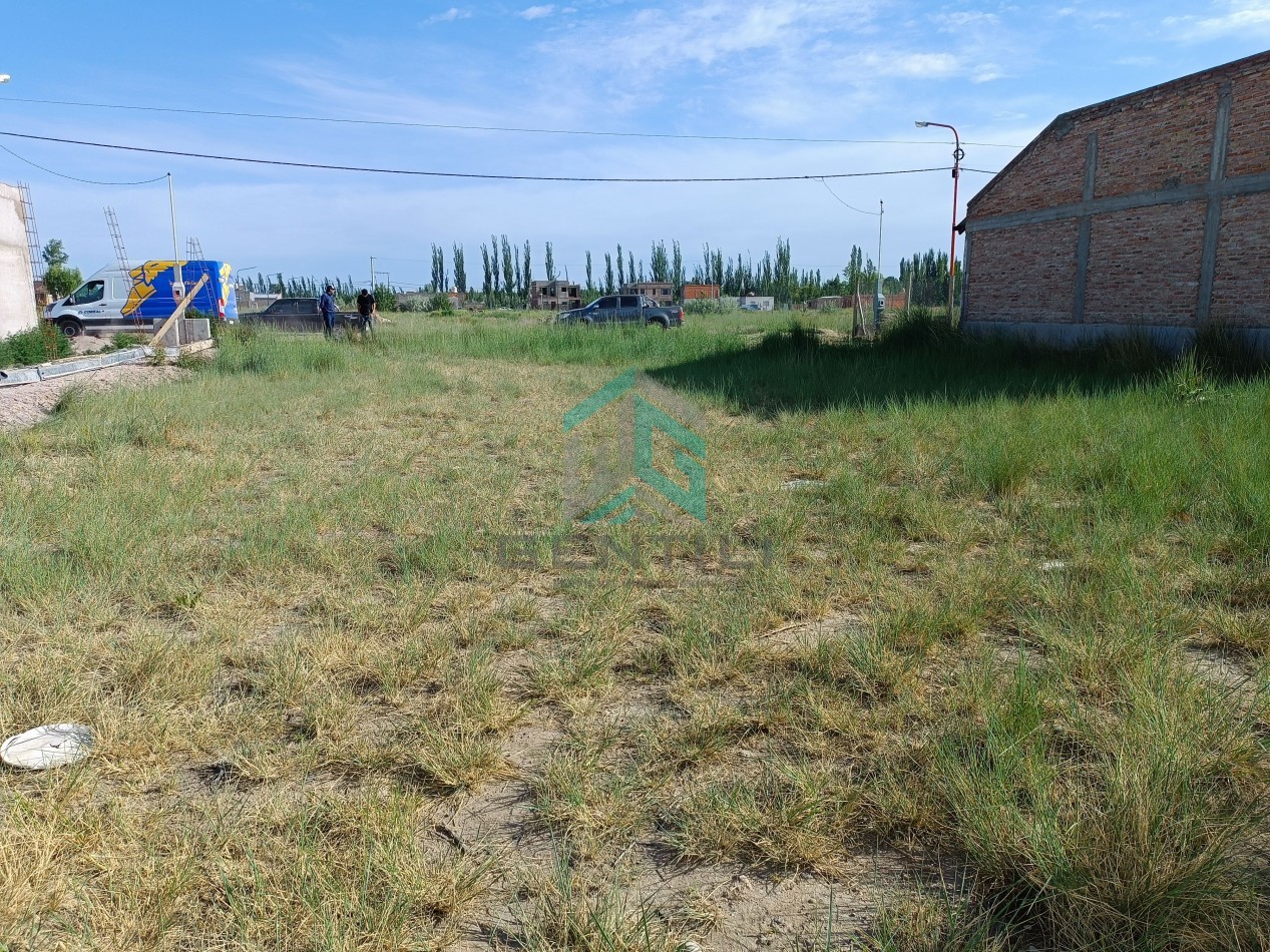 VENTA DE TERRENOS - Bo LA COLONIA 2 - GRAL. FERNANDEZ ORO