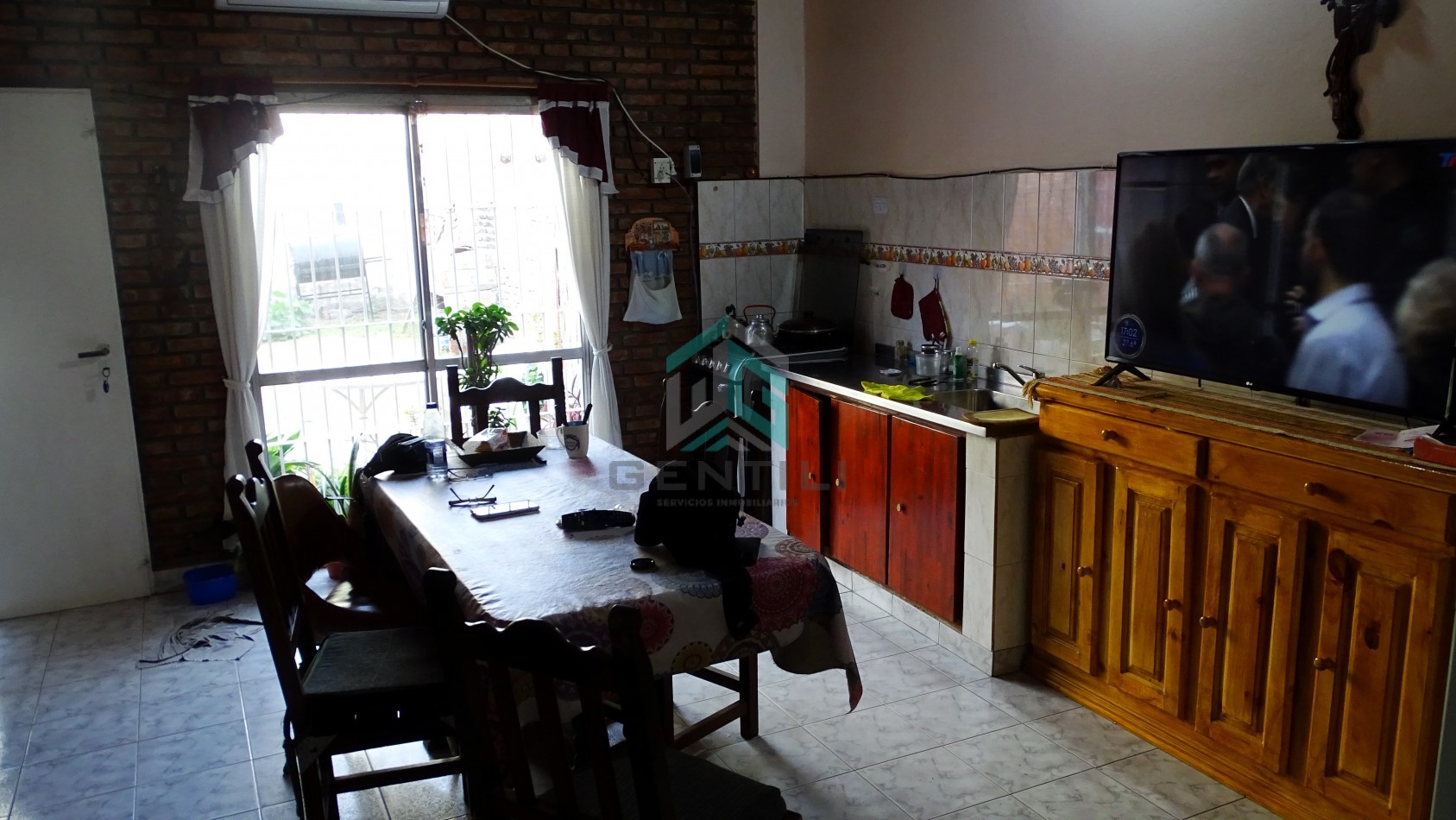 CASA EN VENTA - SAAVEDRA N° 53 - CIPOLLETTI - RIO NEGRO 
