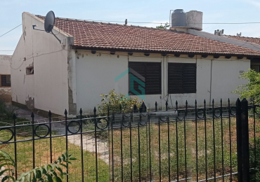 CASA CON DEPARTAMENTO EN VENTA - ALLEN - RIO NEGRO