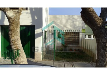 CASA EN VENTA - SAAVEDRA N° 53 - CIPOLLETTI - RIO NEGRO 